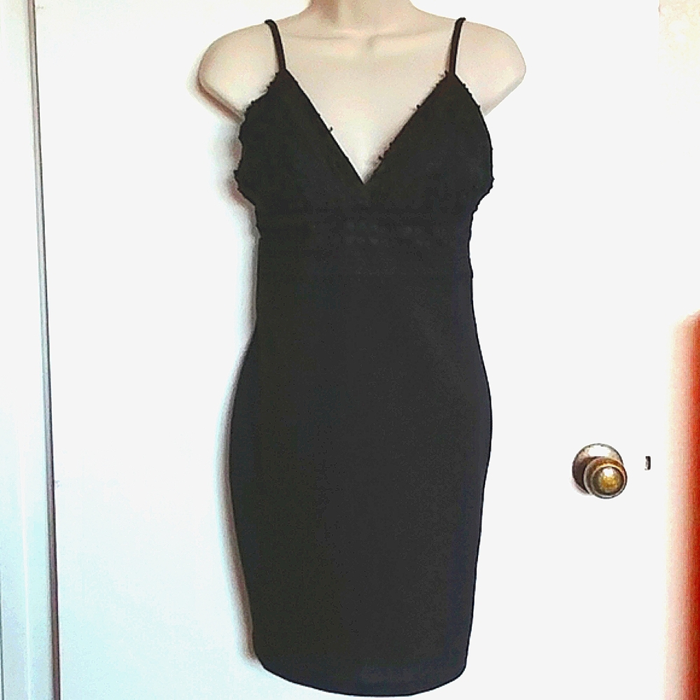 🆕NWOT Bodycon mini Dress, Black